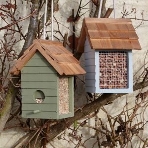 GM Beach Hut Peanut Feeder